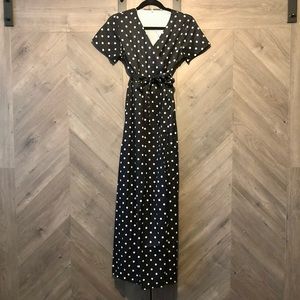 💓New💓Long Black & White Polk a Dot Wrap V-Neck Maci Dress💓